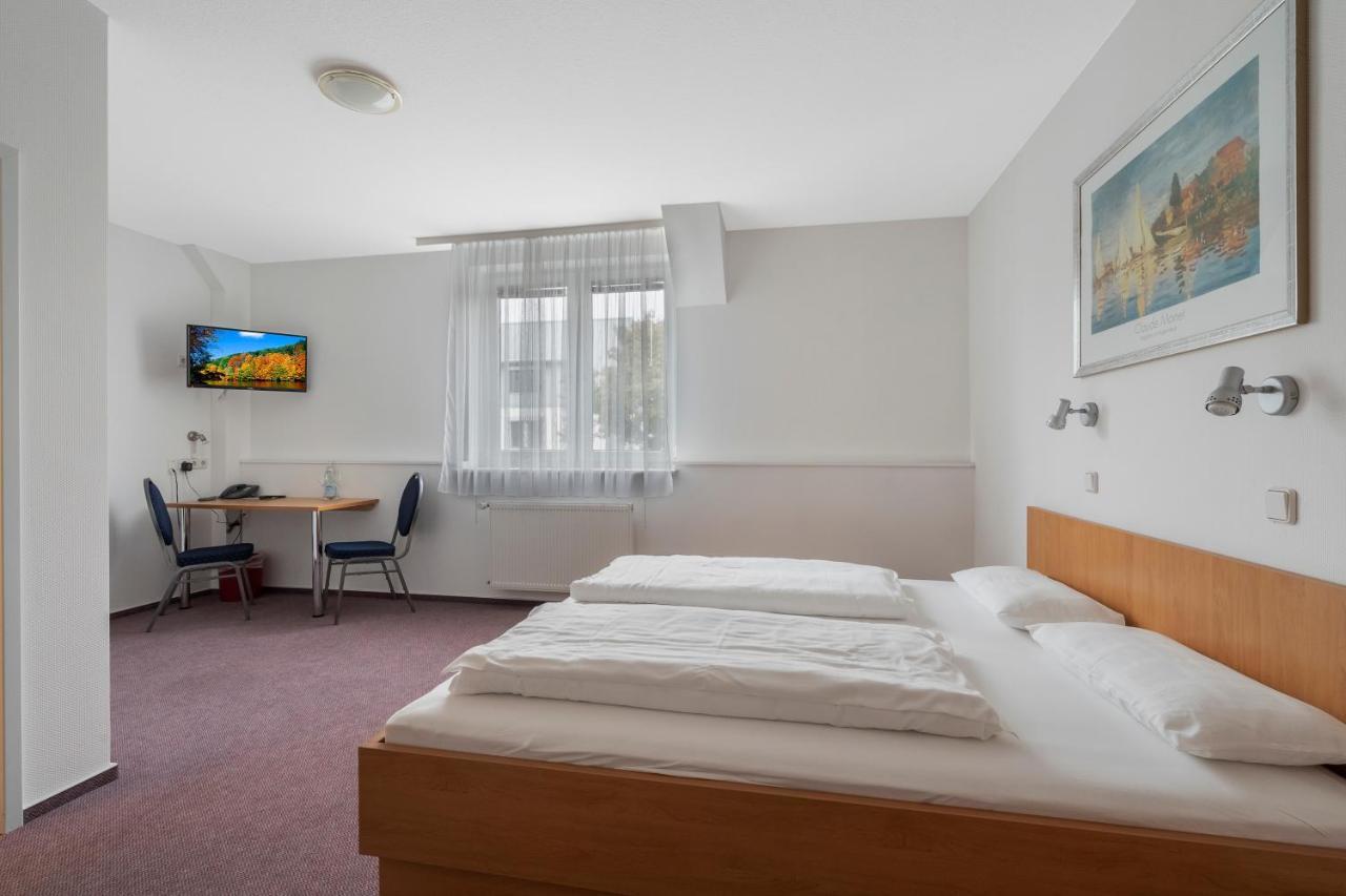 Hotel Imota Нойвиед Екстериор снимка